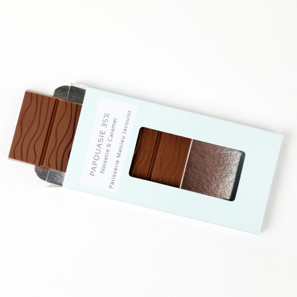 Tablette de chocolat Papouasie 35% avec une saveur noisette & caramel de la pâtisserie Jacoulot de Salins-les-Bains dans le Jura